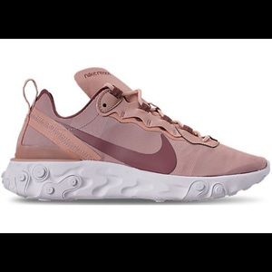 W Nike React Element 55